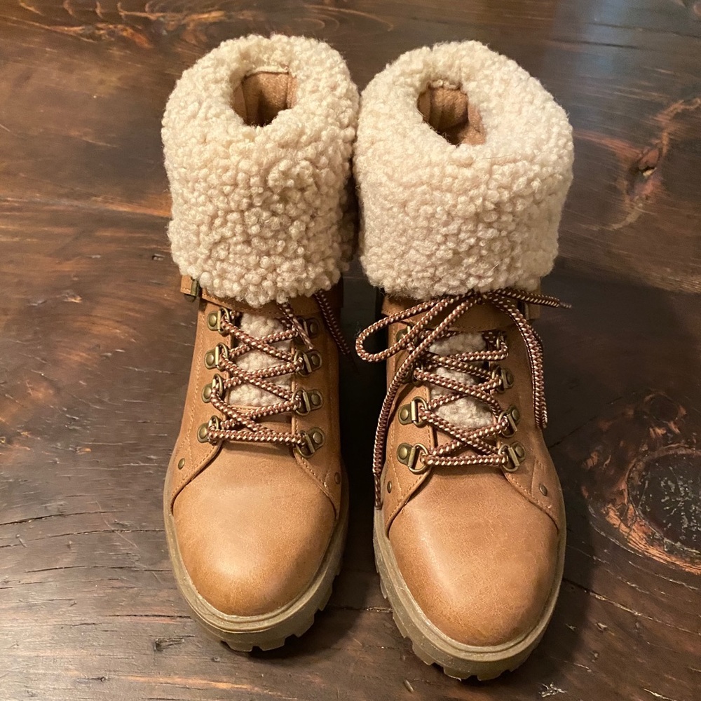 Winter boots